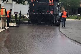 Best Recycled Asphalt Driveway Installation  in Petersburg, IL